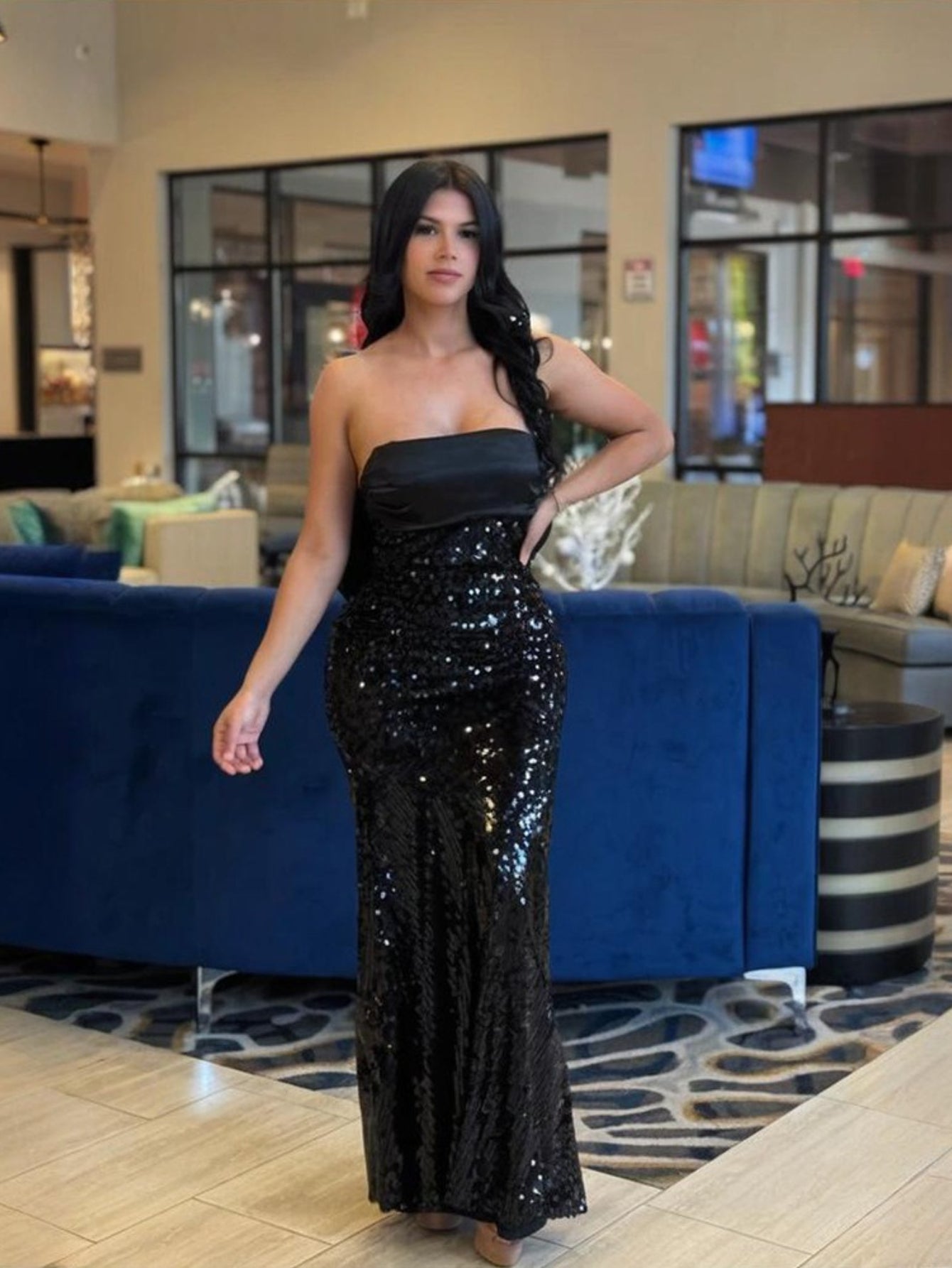 Plus Size, Plus Size Women's Elegant Mermaid/Fishtail Evening Gown - Strapless Sparkling Sequin -Neck Wedding Prom Dress with Asymmetrical train, Long Mermaid/Fishtail Tail, Machine Washable (No Bust Padding/Alterations) Suit