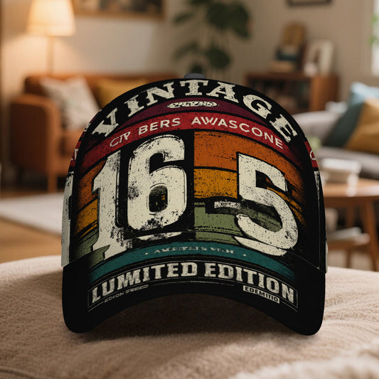 1pc Vintage 1965 Badge Print Baseball Cap - Retro 2D Badge Full-Body Polyester Hat with Bold 1965 Design, Durable Comfortable Streetwear Accessory Suitable for Sports, Outdoor & Themed Events