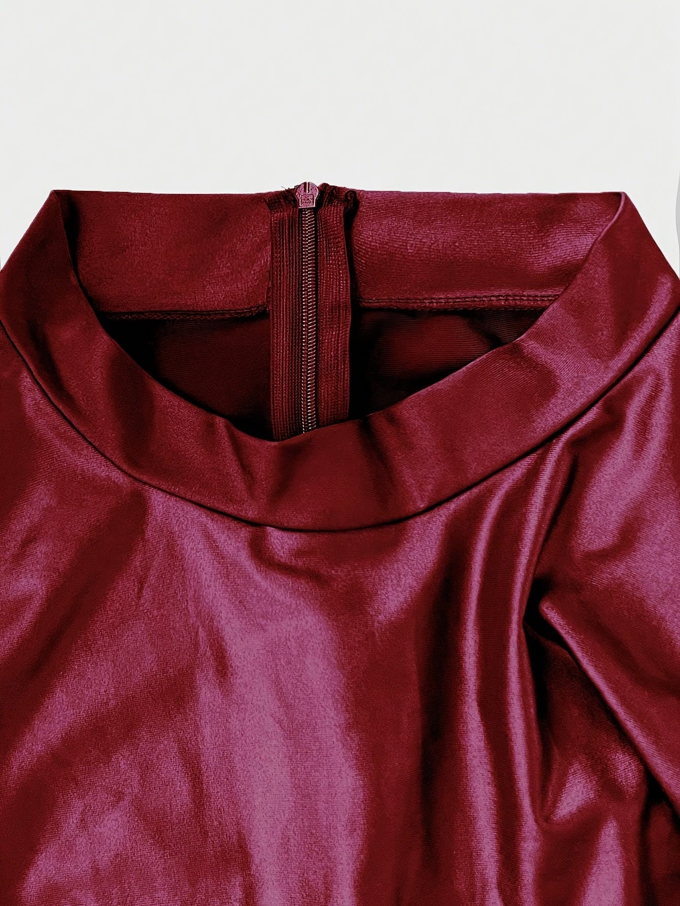 [Sexy Slit Dress] Women'S Solid Color Bodycon Hot Dress with a Stylish Belt, Fitted Long Sleeves, And a Sexy Side Slit, Mid-Length.