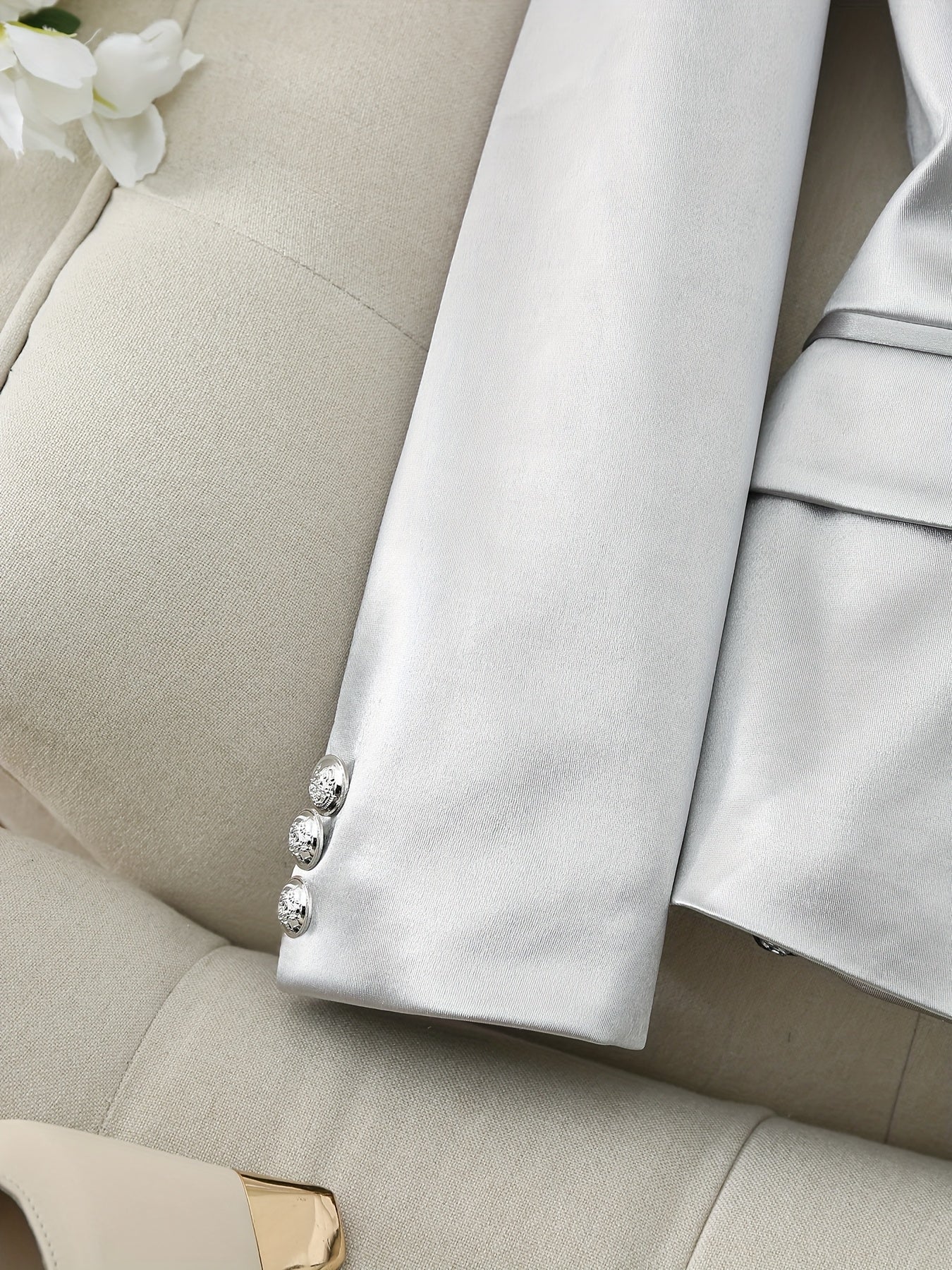 [Silvery Suit Set] Fortune-Attracting Fashionable and Elegant Silvery Double-Breasted Suit Jacket and Silvery Cool Trousers Set