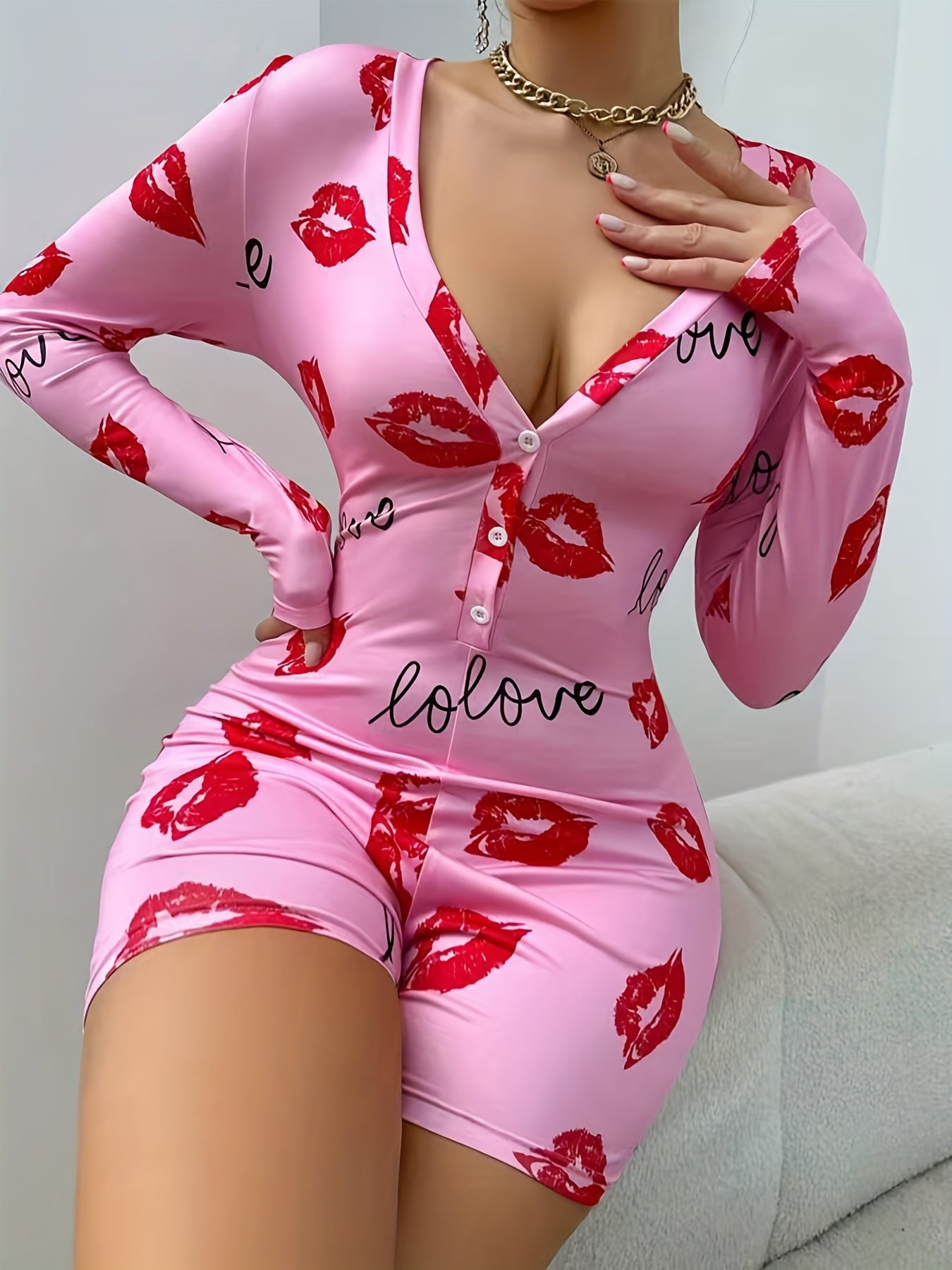 Women'S Sexy Long Sleeve Heart Lips Print Nightgown - Pink & Red Lips Design, V-Neck, Button-Front Closure, Stretchy Fabric, Spring/Fall Sleepwear