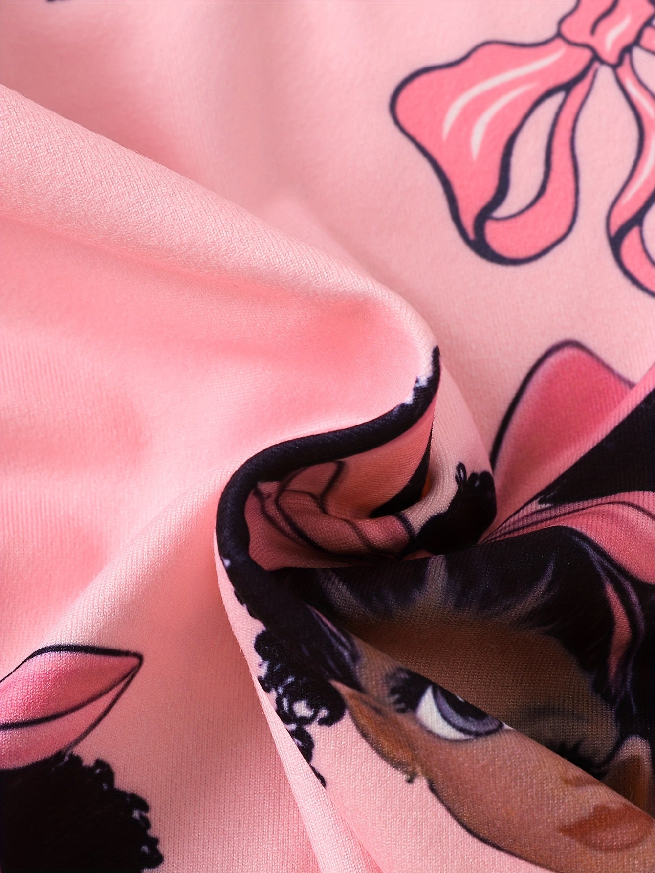 Two Casual, Stylish, And Versatile Round Neck Long-Sleeved Pajamas And Loungewear Sets for Girls, Featuring Random Prints of Girls' Faces, Perfect for Spring And Autumn.