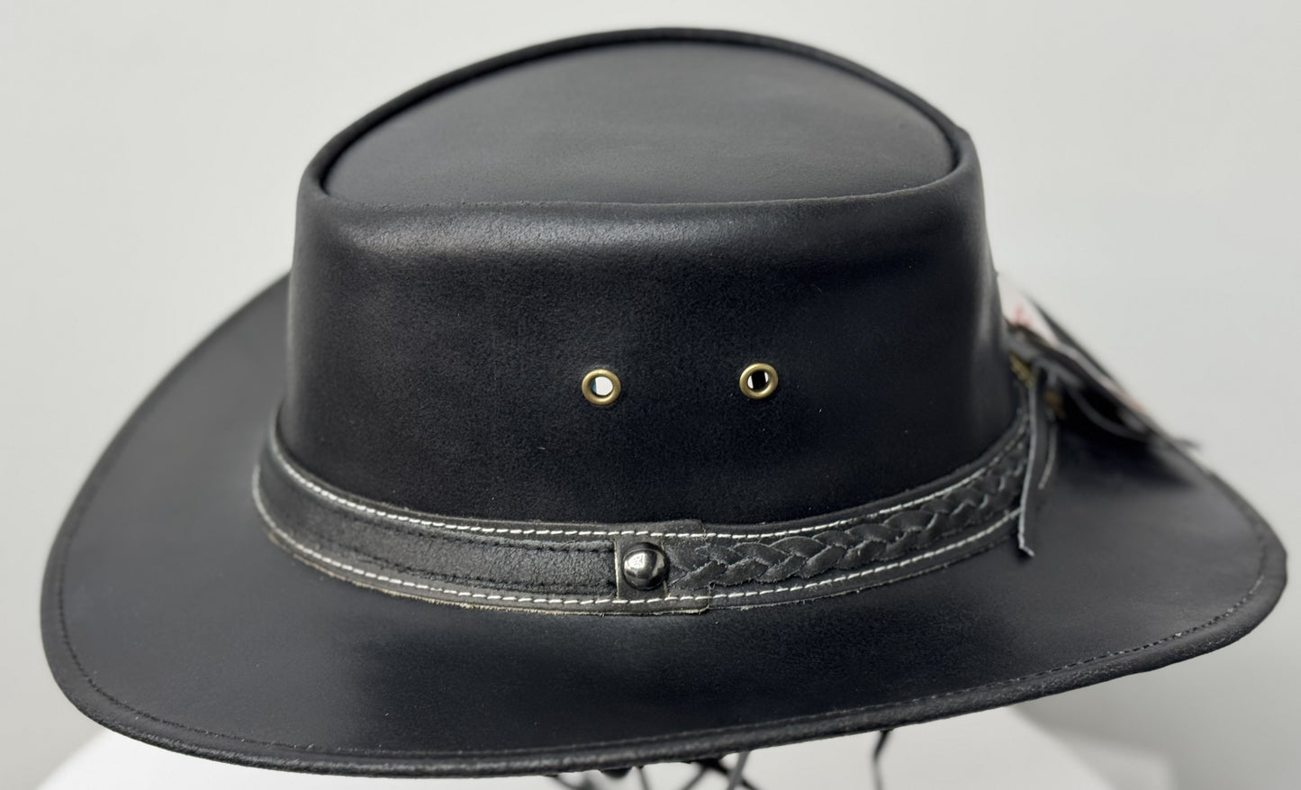 Black Western Style Genuine Cowhide Cowboy Hat – Shapeable Wide Brim for Men & Women