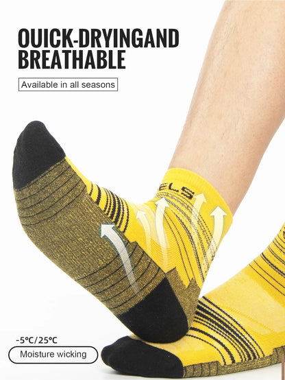 WRELS 1/3Pairs Merino Wool Socks Warm Thick Cushion Wool Socks Running Moisture Wicking Sports Socks Merino Wool Hiking Socks