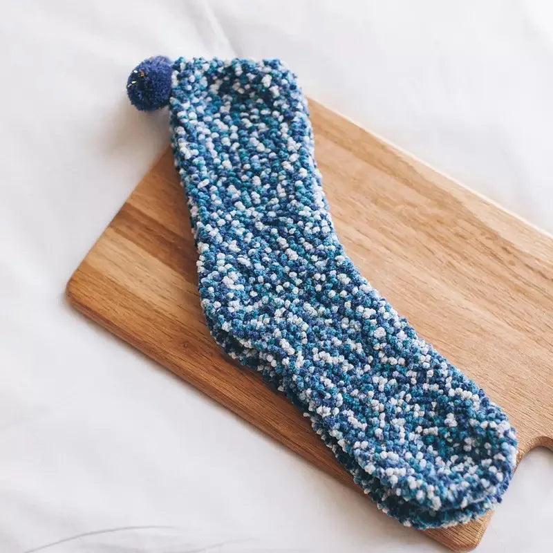 1 pair New fashion Harajuku fashion women Cake funny kawaii socks coral velvet cake floor socks chrysanthemum yarn sleep socks