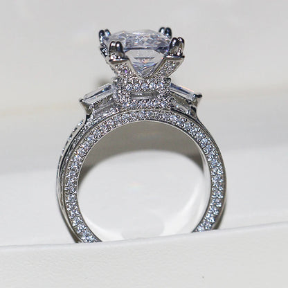 Huitan Gorgeous Full Cubic Zirconia Ring for Women Luxury Inlaid Square CZ Stone Engagement Wedding Rings New Fashion Jewelry
