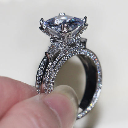 Huitan Gorgeous Full Cubic Zirconia Ring for Women Luxury Inlaid Square CZ Stone Engagement Wedding Rings New Fashion Jewelry