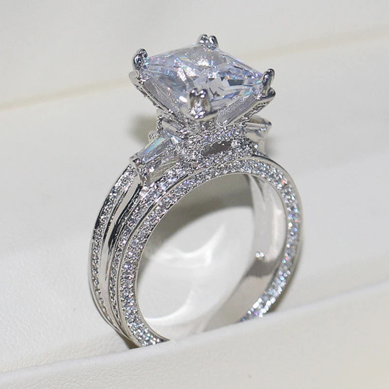 Huitan Gorgeous Full Cubic Zirconia Ring for Women Luxury Inlaid Square CZ Stone Engagement Wedding Rings New Fashion Jewelry