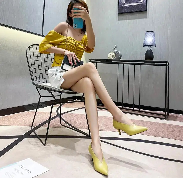 Sandals Luxury Brand Sexy Dress Shoes Elegant Chunky High Heeeled Pumps Sexy Pointed Toe Evening Shoes Women Shoes V Cut Shoes