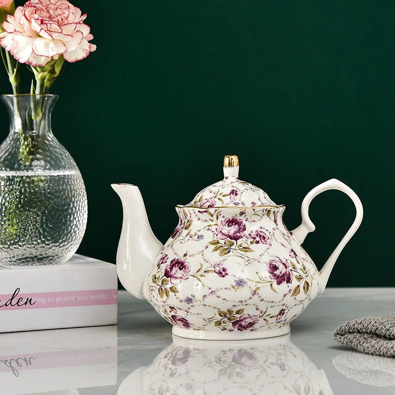 900ML European Bone China Teapot English Afternoon Tea Set Teapot High-Grade Porcelain Coffee Pot Heat Resistant Kettle Pot