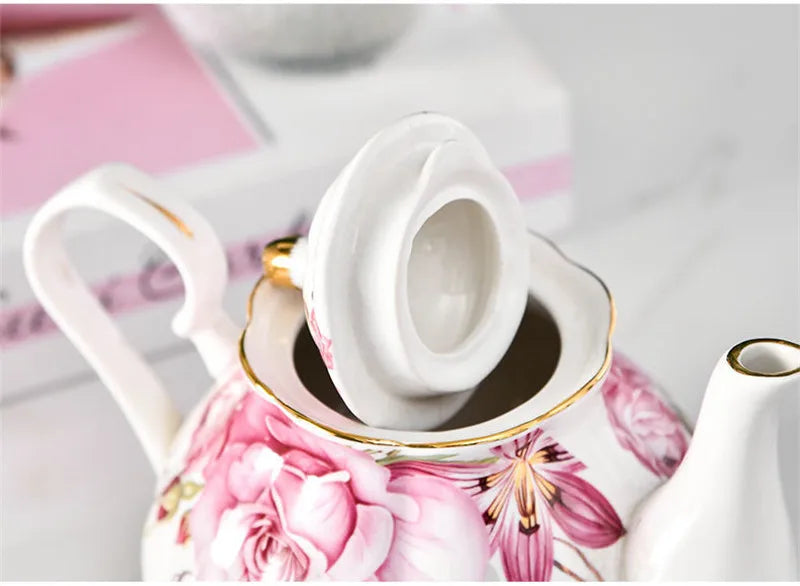 900ML European Bone China Teapot English Afternoon Tea Set Teapot High-Grade Porcelain Coffee Pot Heat Resistant Kettle Pot