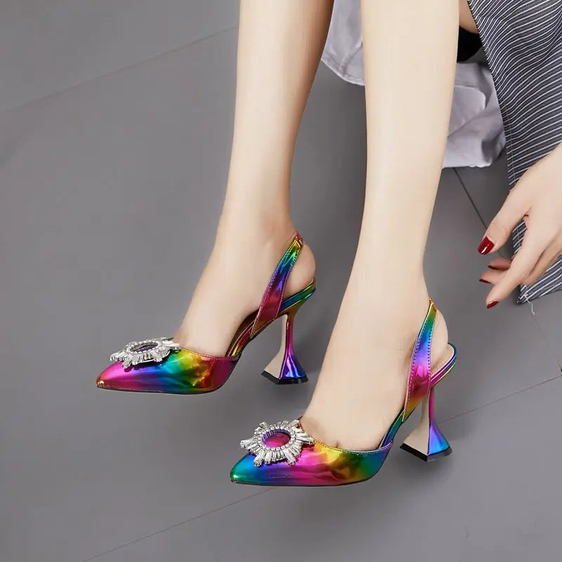 Escarpins Femme Chaussure 2022 New Fashion Slingback Designer Unique Luxury Diamond Heels for Ladies Shoes