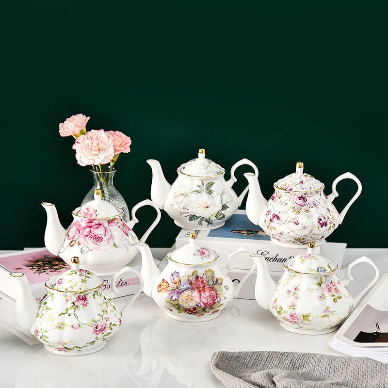 900ML European Bone China Teapot English Afternoon Tea Set Teapot High-Grade Porcelain Coffee Pot Heat Resistant Kettle Pot