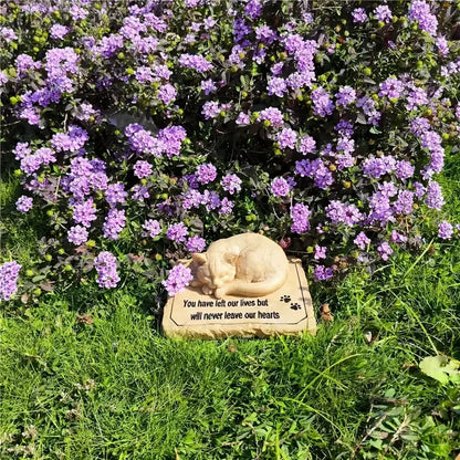Resin Cat Memorial Stone Hand-painted Heartfelt Quote & Pet Remembrance Artistry Garden Decorative Outdoor Tribute Ornaments