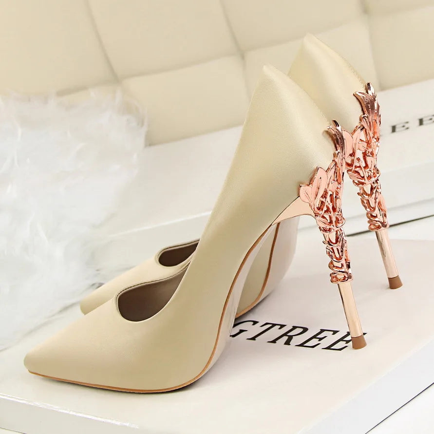 Metal Carved Thin Heel High Heels Pumps Women Shoes Sexy Pointed Toe Ladies Shoes Fashion Candy Colors Wedding Shoes WomanMetal