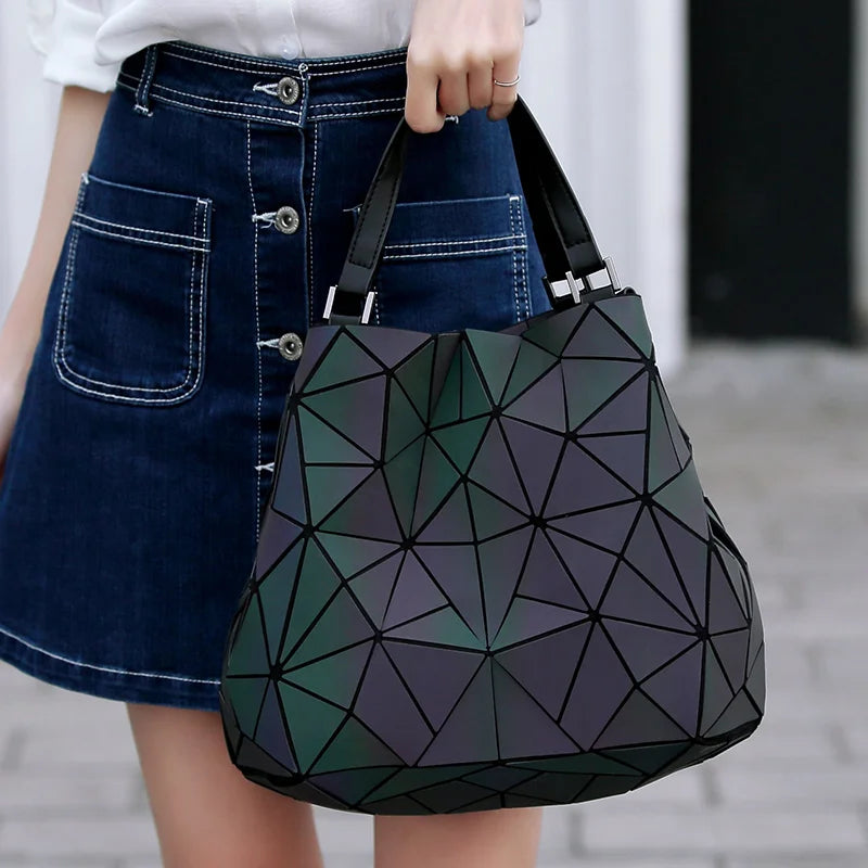 ladies Luminous  bag geometric bags for women 2024 Quilted Shoulder Bags Laser Plain Folding female Handbags bolsa feminina