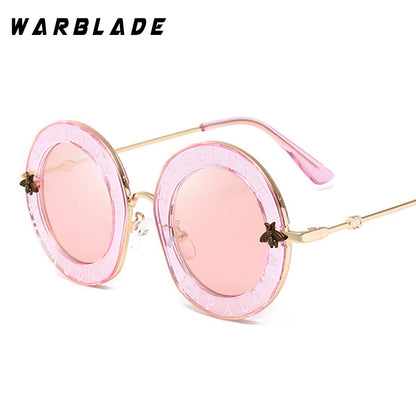2020  Fashion Bees Retro Round Letters Transparent Frame Tint Lens Sunglasses Trending Ladies Summer Sun Glasses