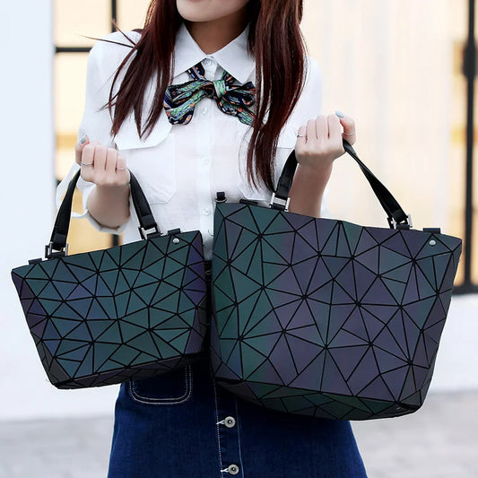 ladies Luminous  bag geometric bags for women 2024 Quilted Shoulder Bags Laser Plain Folding female Handbags bolsa feminina