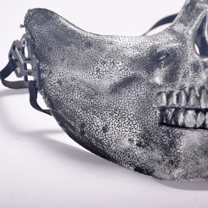 Half Face Skull Mask Masquerade Carnival Prom Masque Anti-terrorism Skeleton Mask Painted Cosplay Halloween Horror Style Masks