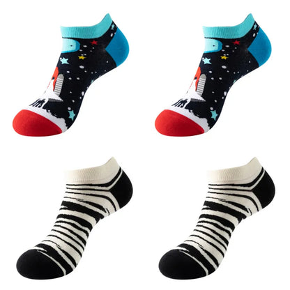 4pairs Funny animal Combed Cotton Fashion Hip Hop Man woman Oil Painting Socks Harajuku Skateboard outer space Happy love Socks
