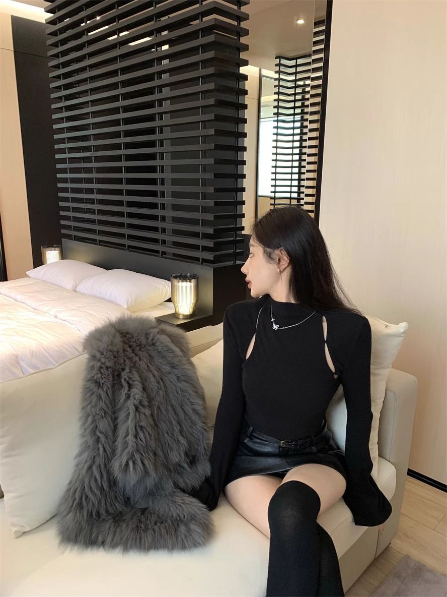 Pure Desire Thread Velvet Tight Inner Half-High Neck T-Shirt Women's Spring and Autumn Design Sense Hollow Base Shirt Top