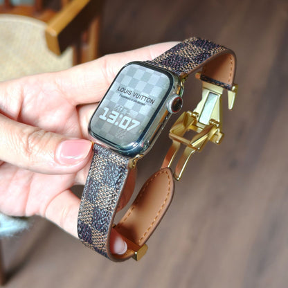 Suitable for Apple Watch 678910 Generation V-Shaped Magnetic Buckle Strap iWatch S11 Lizard Pattern Plaid Leather Wristband