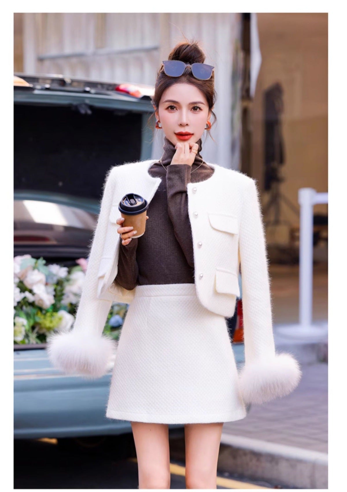 2024 Winter New Style Liner White Duck Down Jacket Real Hair Chanel Style suit Women's Light Luxury Socialite Skirt Two-piece Set