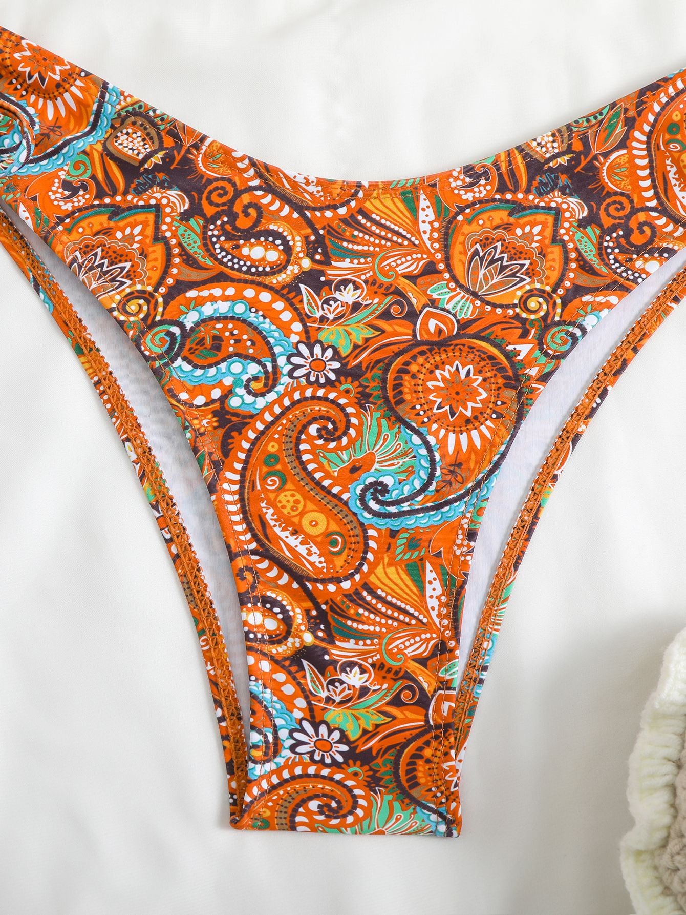 European and American Bikini Split Swimsuit Women's Two-Piece Sexy Backless suit Swimsuit Beach Gathering Conservative Belly Covering