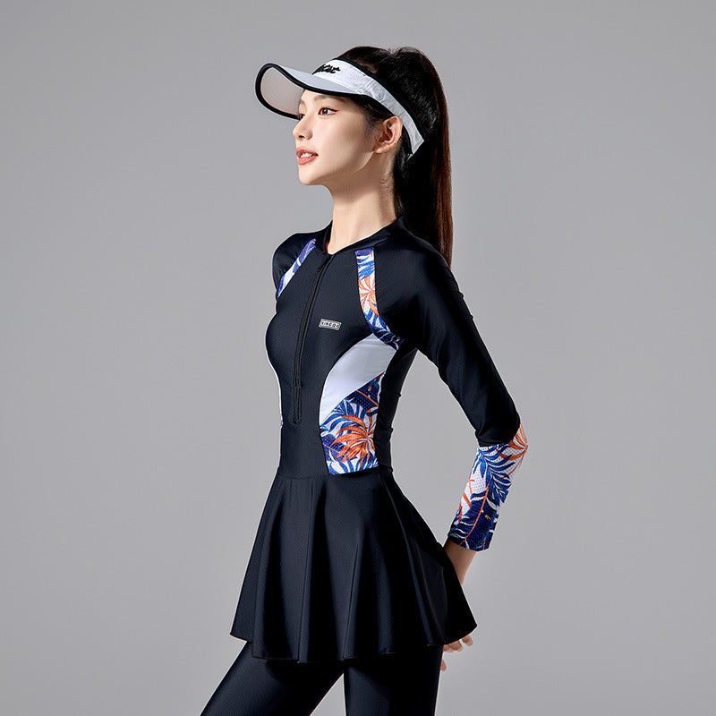2025 New Japanese and Korean Sunscreen Long-sleeved Trousers Split Two-piece Surfer Suit plus size Dress Swimwear Women