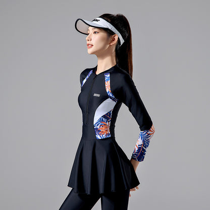 2025 New Japanese and Korean Sunscreen Long-sleeved Trousers Split Two-piece Surfer Suit plus size Dress Swimwear Women