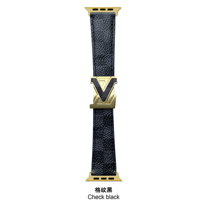 Suitable for Apple Watch 678910 Generation V-Shaped Magnetic Buckle Strap iWatch S11 Lizard Pattern Plaid Leather Wristband