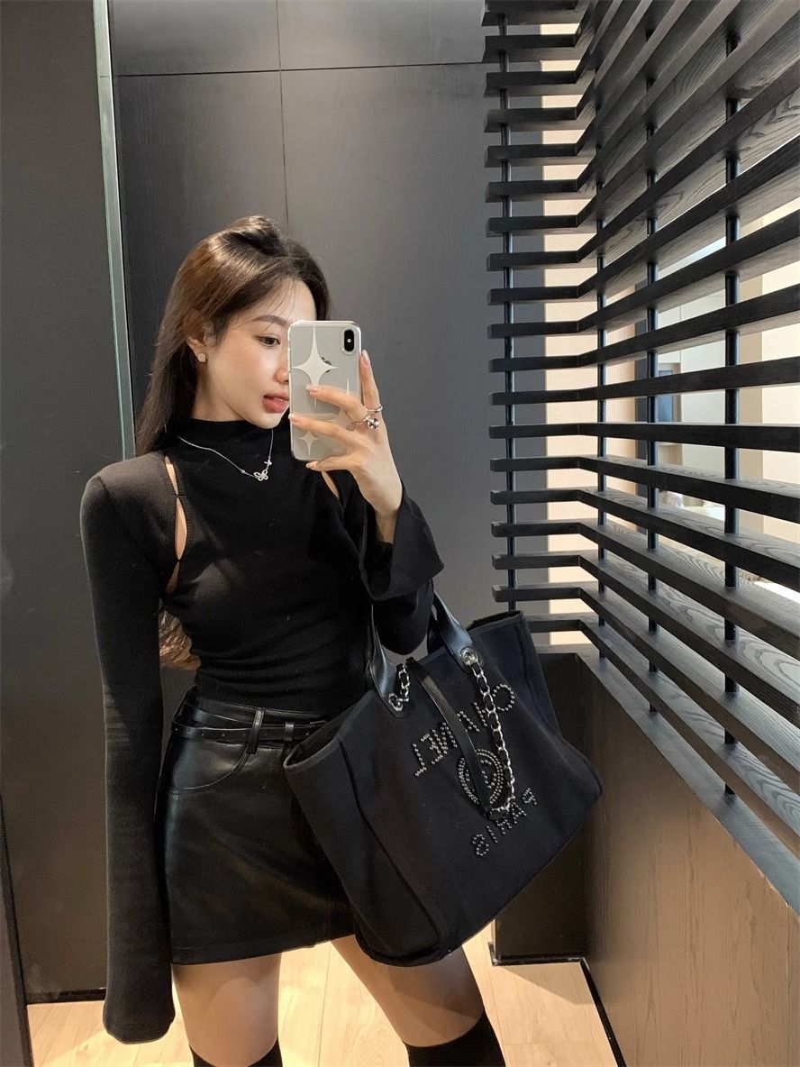 Pure Desire Thread Velvet Tight Inner Half-High Neck T-Shirt Women's Spring and Autumn Design Sense Hollow Base Shirt Top