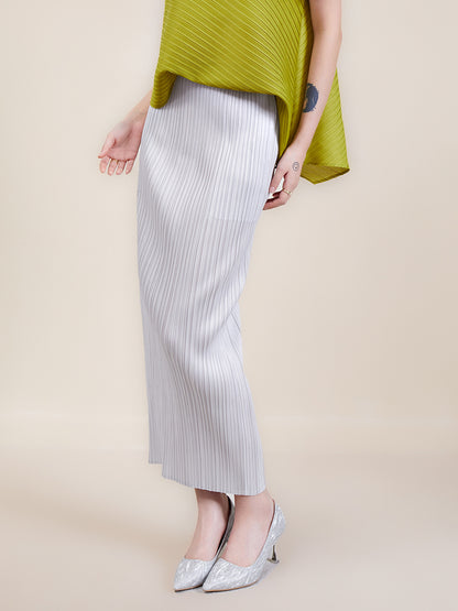 Miyake Simple Solid Color Skirt 2024 Spring and Summer New Pleated Straight Skirt Slimming Look Covering the Crotch Work Clothing Style Hip Skirt