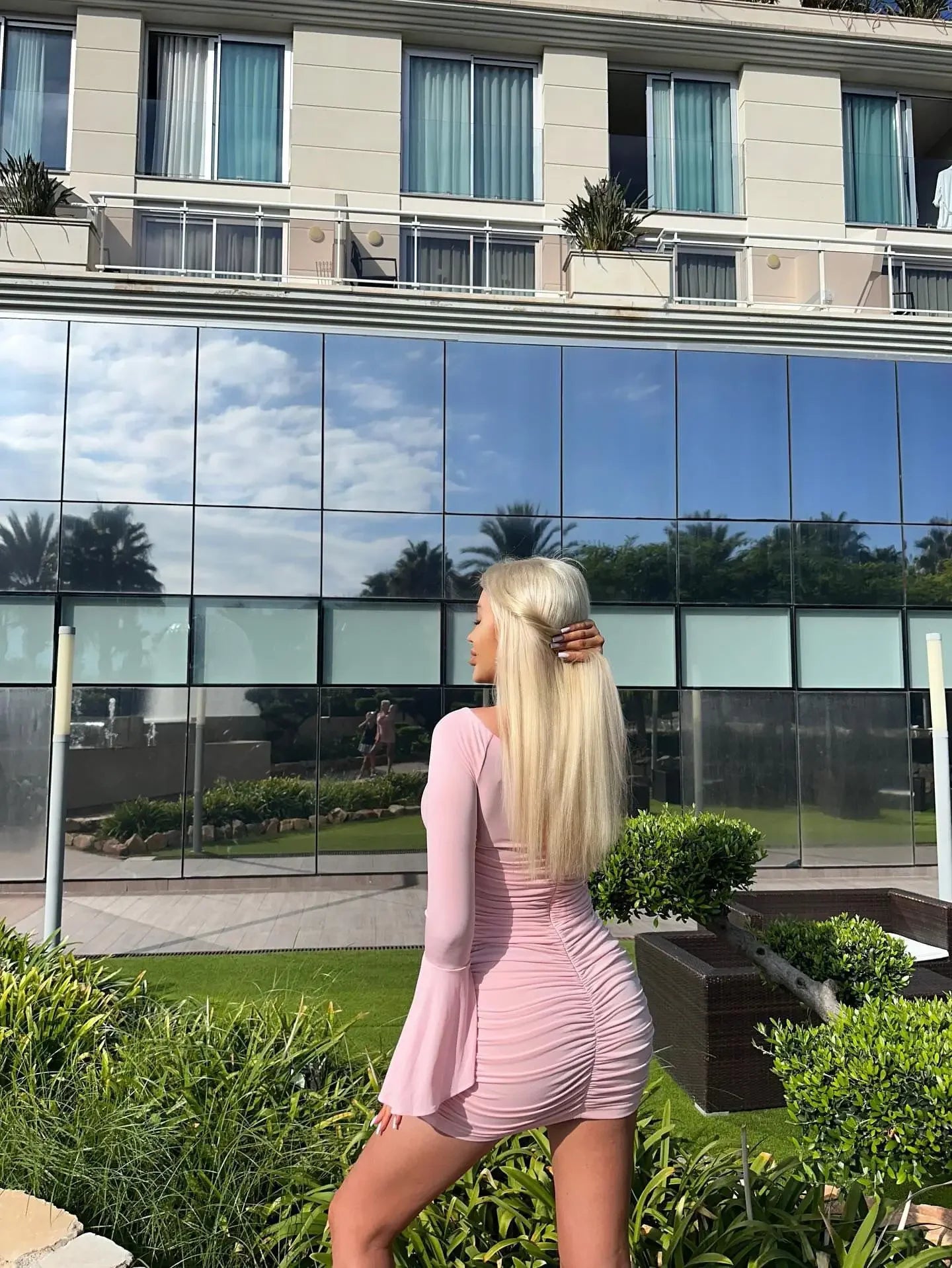 In Stock | European and American Cross-Border Spring and Summer Pink Floral Ruched Long-Sleeve Dress Women's Fitted Short Dress