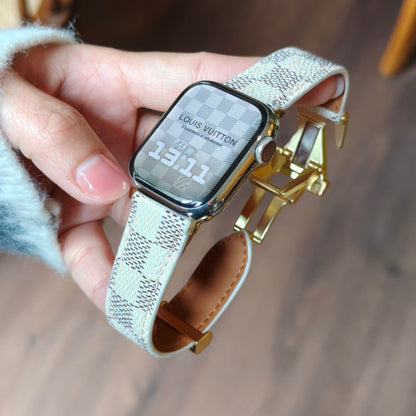 Suitable for Apple Watch 678910 Generation V-Shaped Magnetic Buckle Strap iWatch S11 Lizard Pattern Plaid Leather Wristband