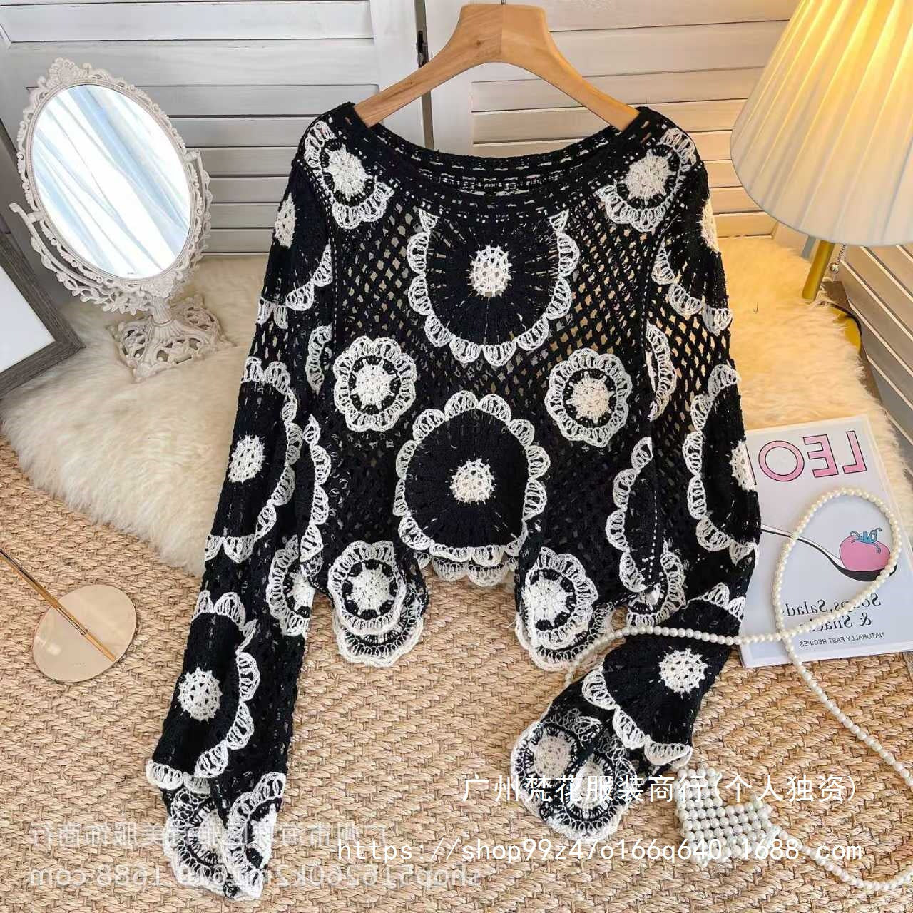 Early Autumn Design Sense Hollow-out Crochet Sweater Women's New Spice Girl Western Style Loose All-match Long-sleeved Top