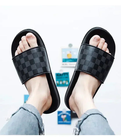 Summer Casual New 2025 Hot Anti-slip Quick-drying Outdoor Slippers, Comfortable Men's Large-sized Flat-heeled Flip-flops
