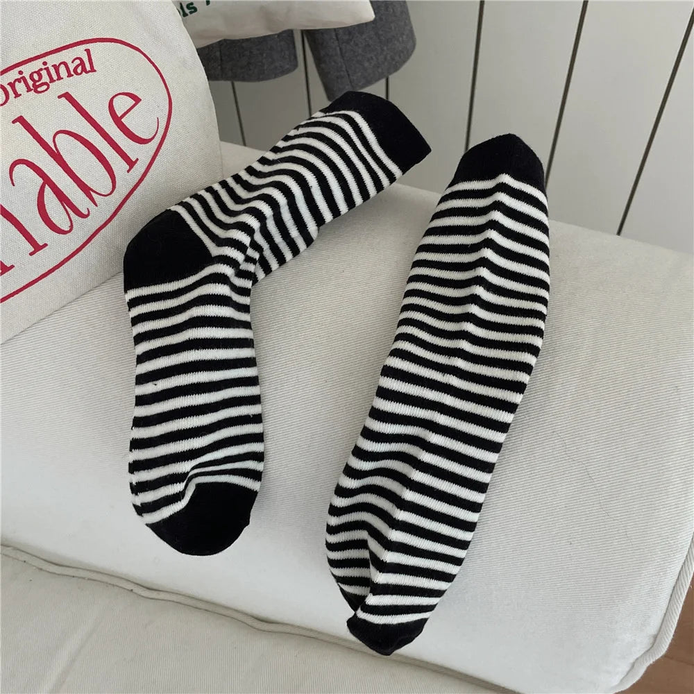 Korean Simple Colored Striped Cotton Socks Women’s Autumn Winter Breathable Middle Tube Socks College Style Trendy Casual Socks