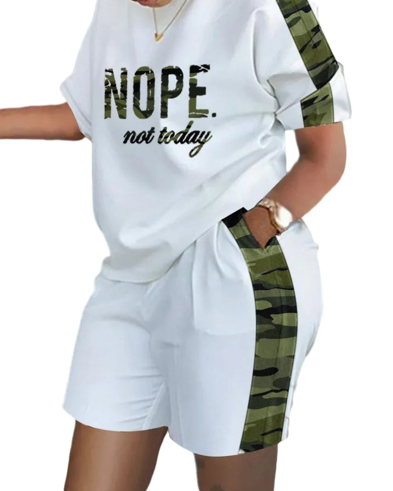 Ladies Casual Summer Two Piece Sets Printed Shorts Sets Women Round Neck Short Sleeve T Shirts Pullover High Waist Trousers Suit