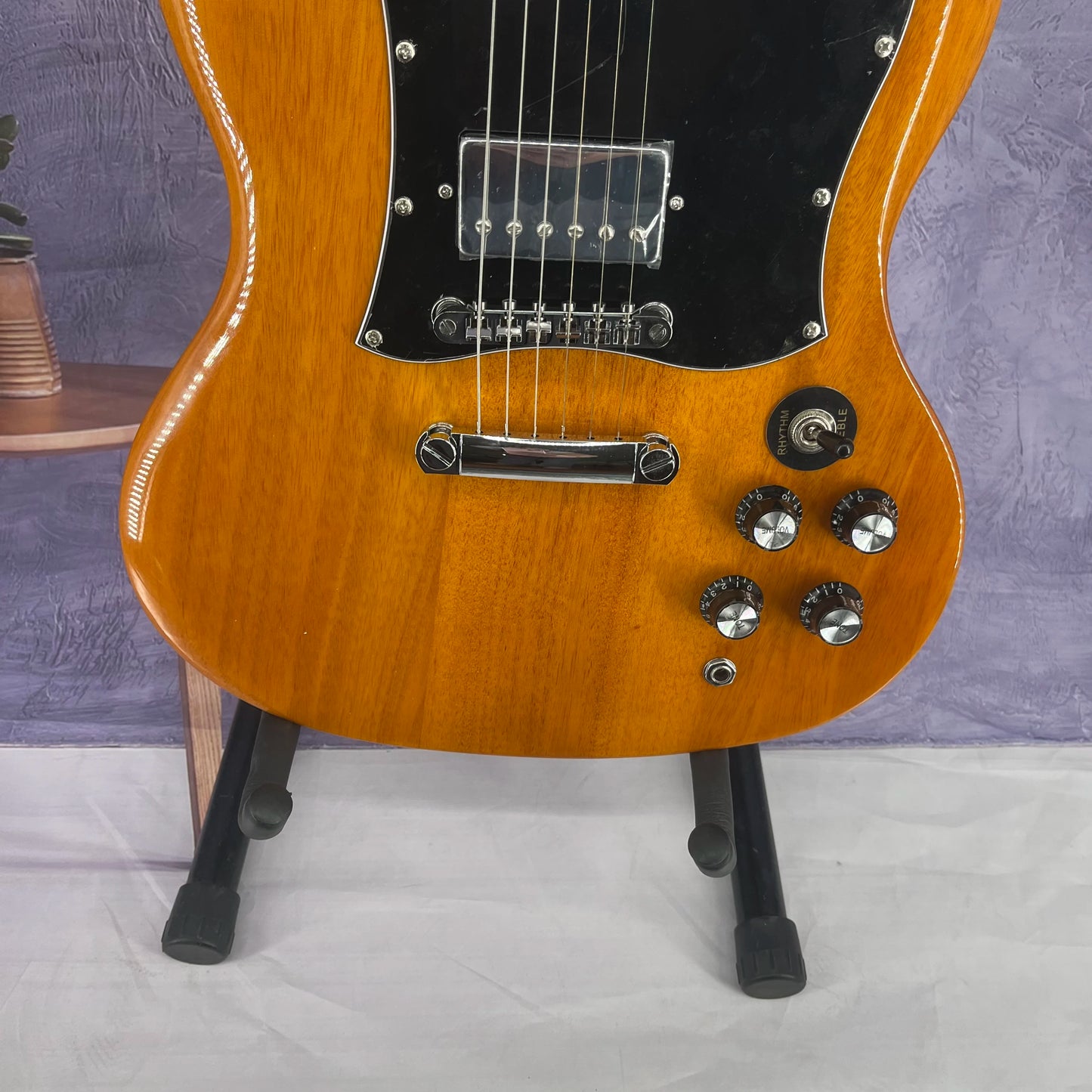 Newly launched and highly popular yellow solid-body electric guitar. Cherry wood body. Silver accessories Free Shipping