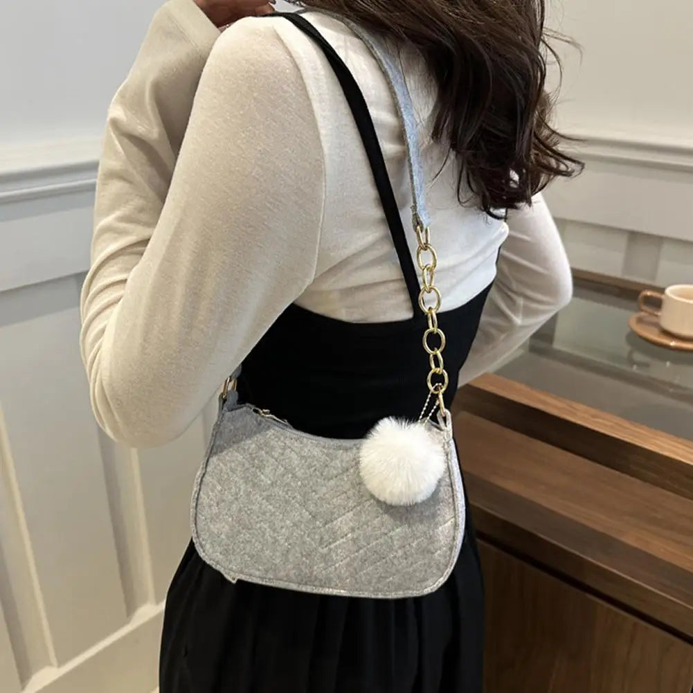 Mini Women Shoulder Bags Fashion Felt Women's Bag Design Advanced Underarm Handbags Mini Saddle Bag