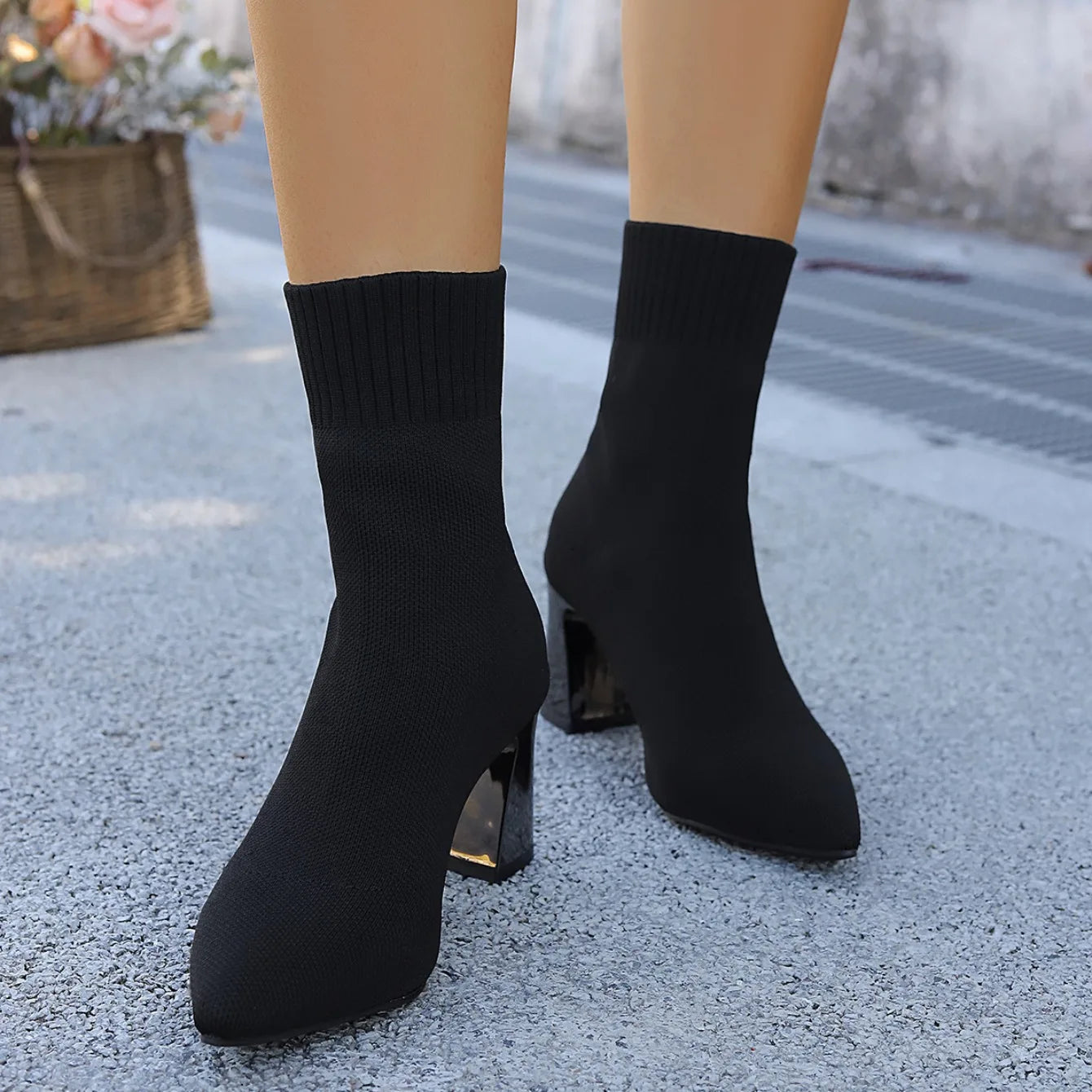 Women Fashion Ankle Boots Autumn Pointy Solid Color Stretch Knitted Sock Boots Women Chunky Slip on Plus-size Shoes for Women