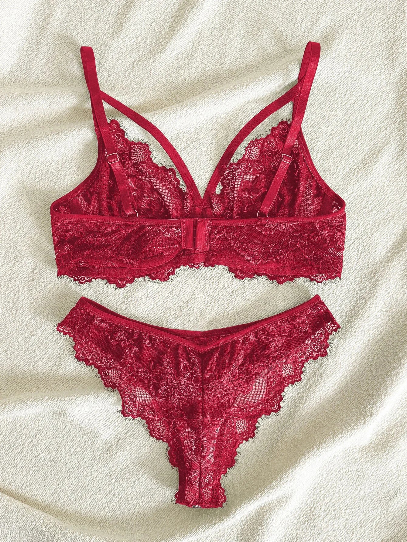 Women's Lingerie & Underwear， Eyelash Sxy Fancy Lace Strapping Underwire Bra &  Brazilian Panties ， Sexy Style
