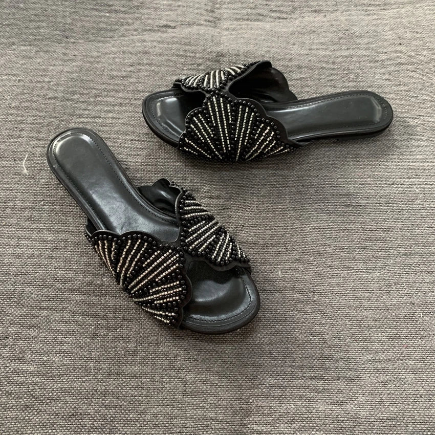 Luxury Summer Flat Sandals for Women Fashion Faux Pearl Designer Slide Sandal Comfortable Lightweight Beach Casual Shoes Woman