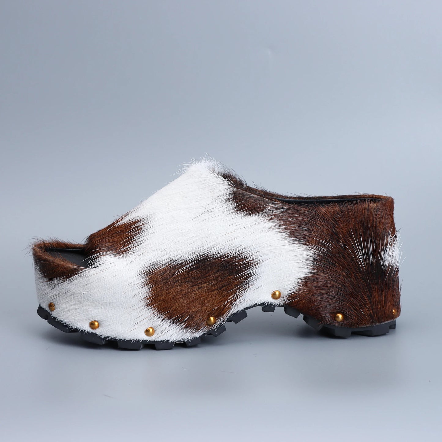 Italy Winter Shoes Women Designer Fur Sandals Calf Hair Platform Clogs Luxury with Wool Lined Slip On Mules with Leather Strap