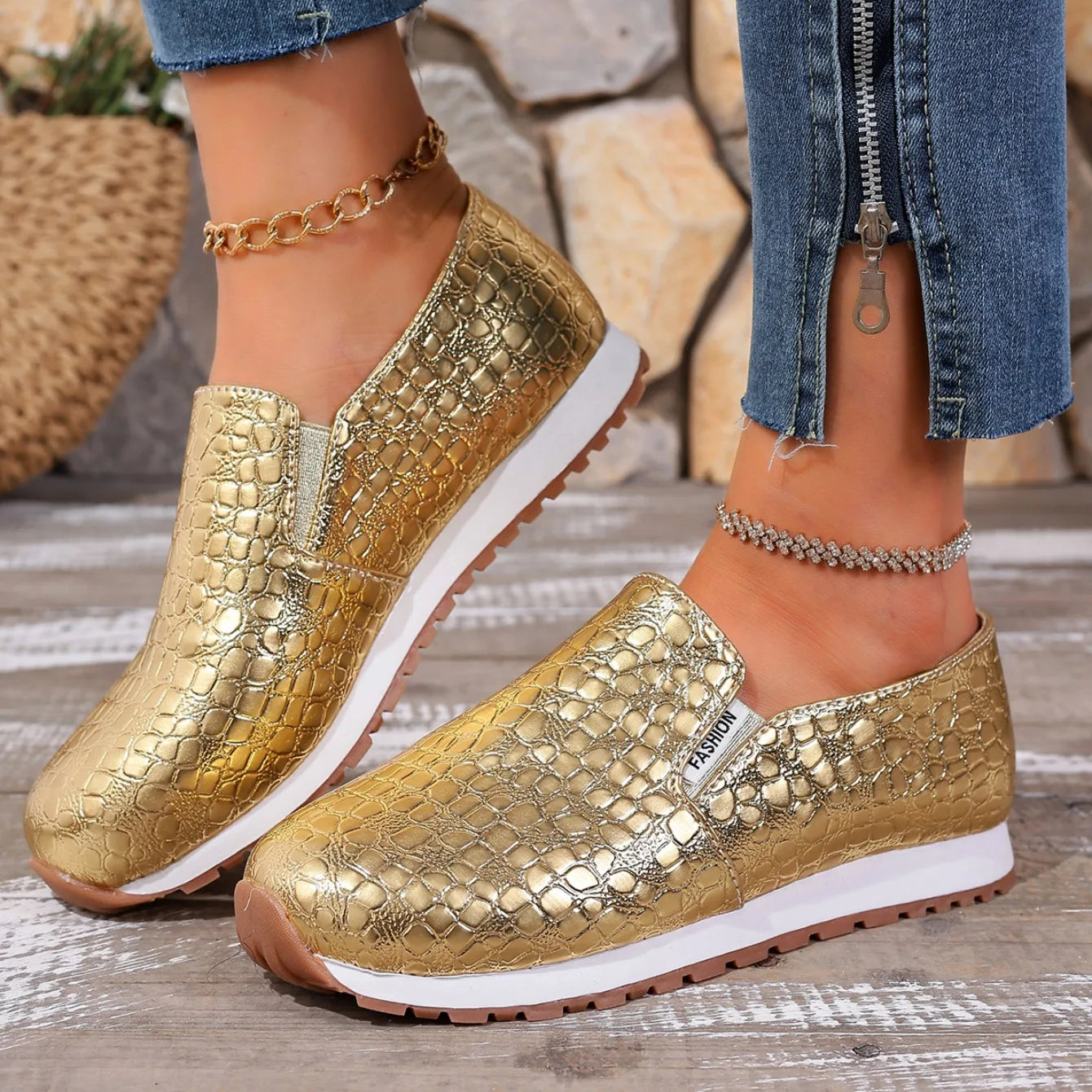 2025 New Women Sneakers Trend Designer Fashion Shoes for Women Gold Silver Sequin Causal Sneakers Women Walking Platform Shoes