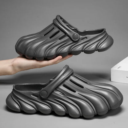 High Quality Summer Men Sandals Slippers Outdoor Beach Comfortable Soft Clogs Mens Beach Sandals Mens Casual Shoes Garden Shoes