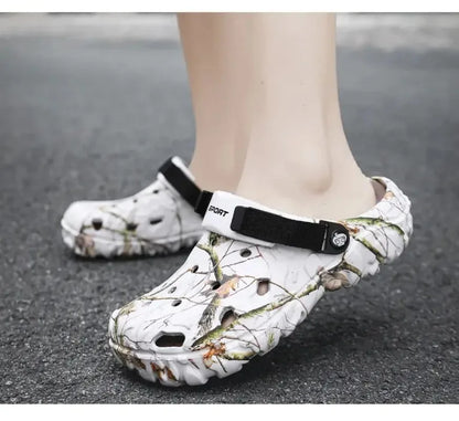 Summer Women's and Men's Clogs Slippers Classic Couple's Garden Shoes Men Fashion Casual Sandals Leisure Slides Big Size 46 47