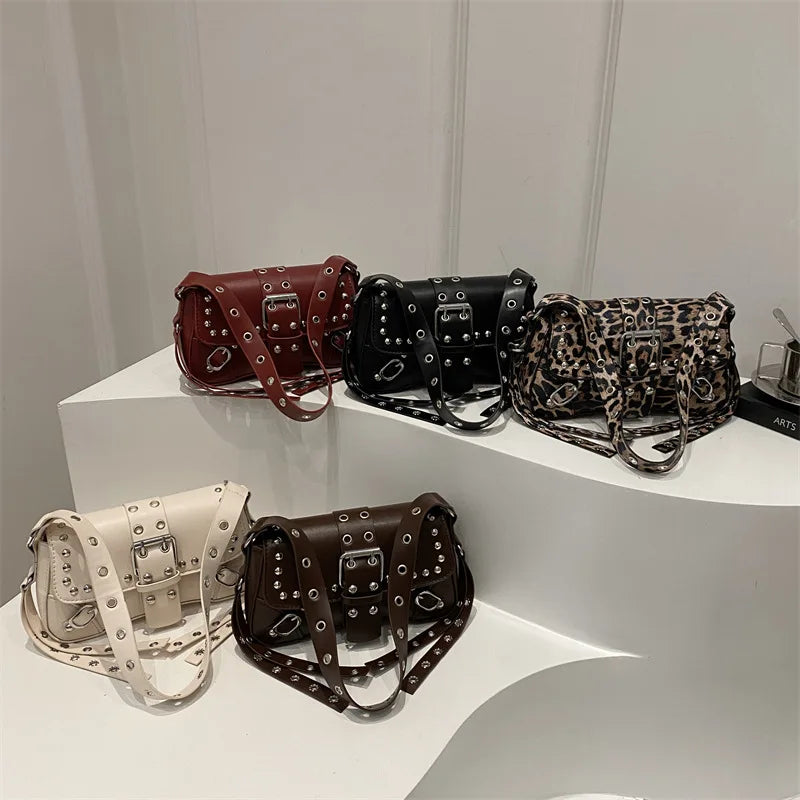 Shoulder Bag for Women Pink Underarm Bags PU Leather Crescent Bags with Rivet Small Y2k Purses Trendy Armpit Purse