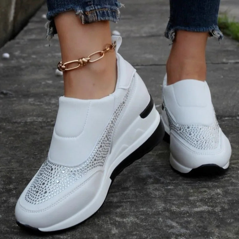 Women Sneakers 2024 New Outdoor Casual Sneakers Women Mesh Lightweight Breathable Non-slip Flat Designer Shoes for Women